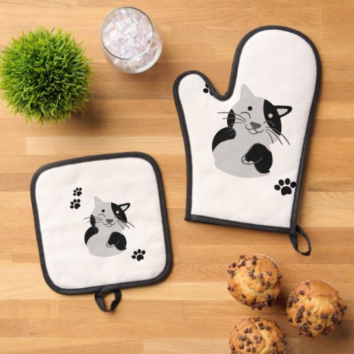 Cute Cat Oven Mitt & Pot Holder Set