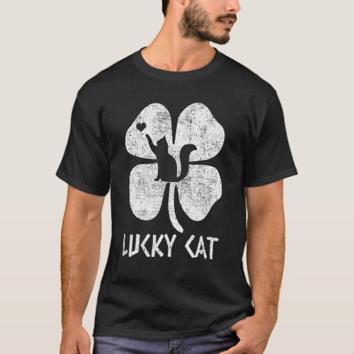 Cute Cat St Patricks Day C Lucky Cat Mom Shamrock  T_Shirt