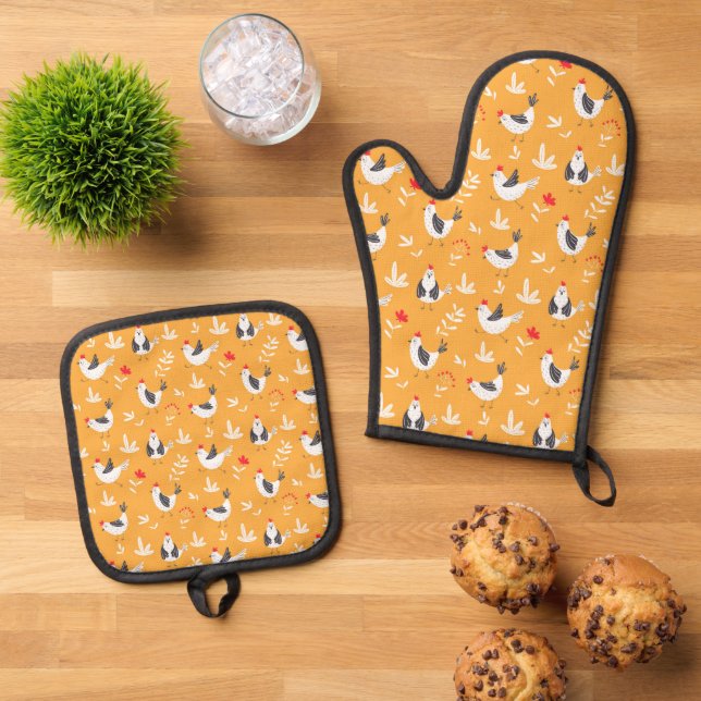 Cute Chickens Oven Mitt & Pot Holder Set (Top Down)