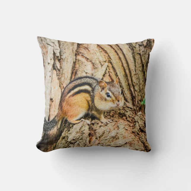 Cute Chipmunk Wildlife Animals Nature Throw Pillow (Front)