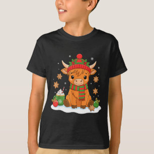 Cute Christmas Highland Cow Lover Xmas Women Farm  T-Shirt