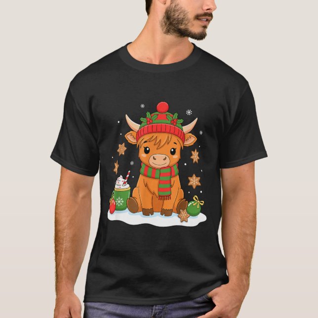 Cute Christmas Highland Cow Lover Xmas Women Farm  T-Shirt (Front)