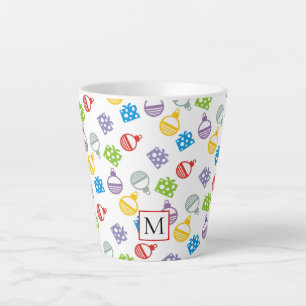 Cute Christmas pattern of balls and gifts Latte Mug