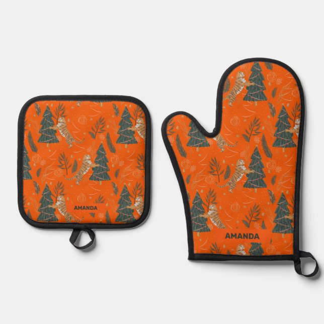 Cute Christmas Trees and Tigers Pattern Oven Mitt & Pot Holder Set (Front)