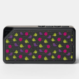 Cute colorful birds bluetooth speaker
