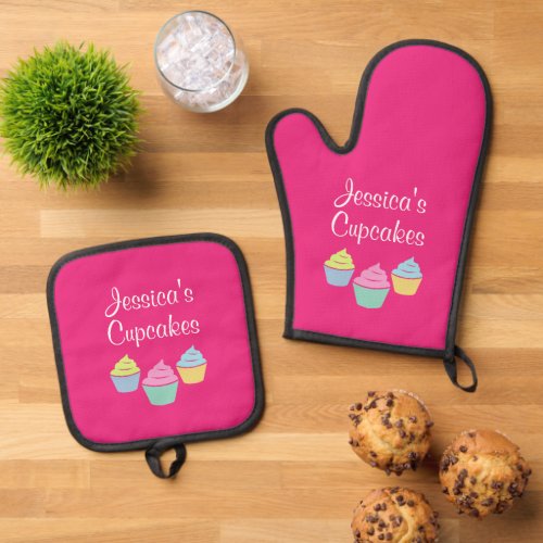 Cute colorful cupcake design personalized pink oven mitt  pot holder set