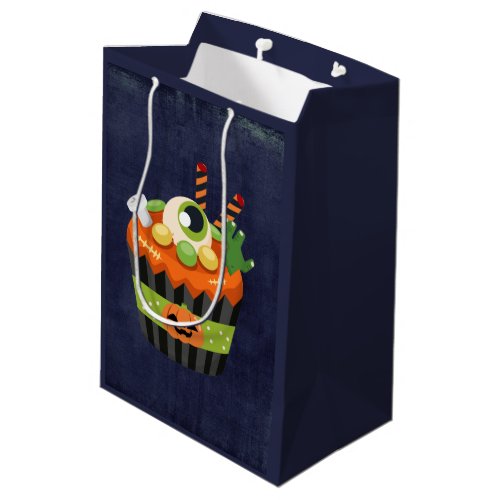 Cute  Creepy Halloween Cupcake with a Big Eyeball Medium Gift Bag