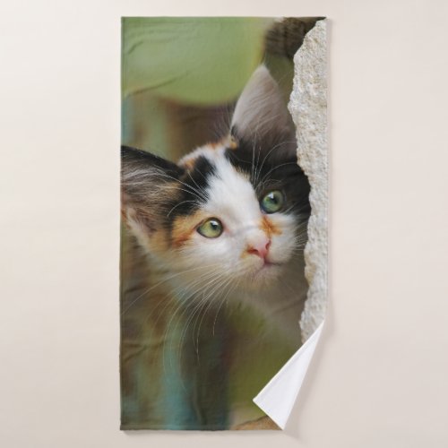 Cute Curious Cat Kitten Prying Eyes Head Photo Pet Bath Towel Set