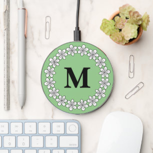 Cute daisy flower wreath crest custom monogram wireless charger 