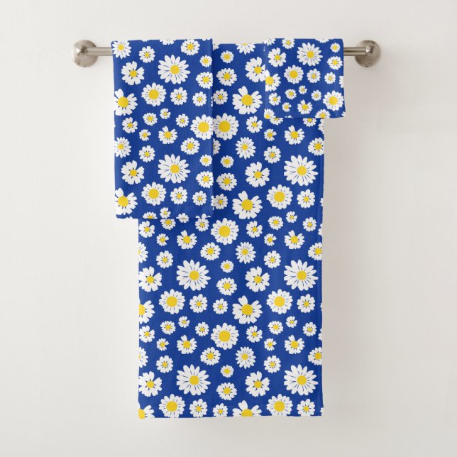 Cute Daisy Flowers on Blue Background Bath Towel Set (Insitu)