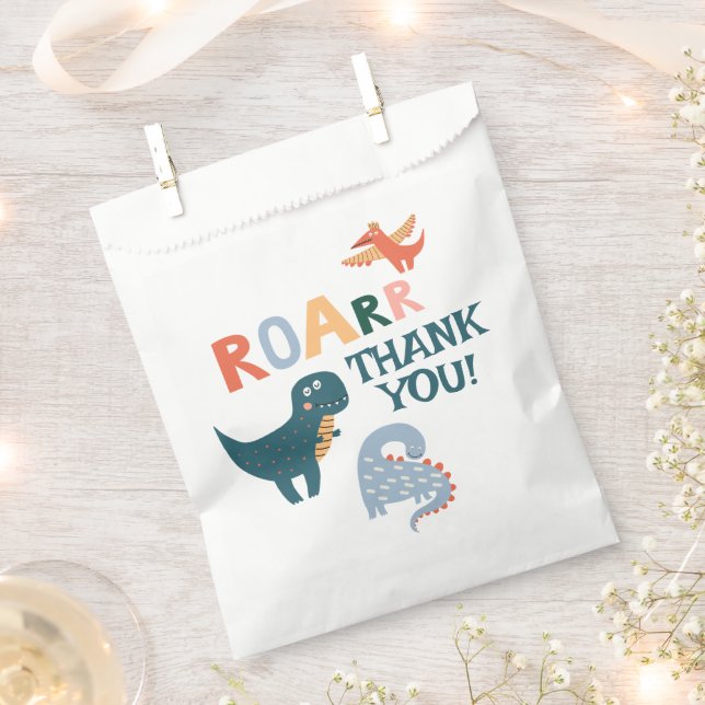 Cute Dinosaur Kids Birthday Party  Favor Bag (Clipped)