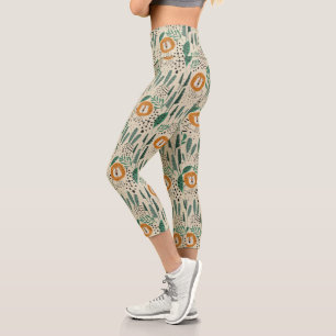 Cute Doodle Lion Jungle Rainforest Pattern Capri Leggings