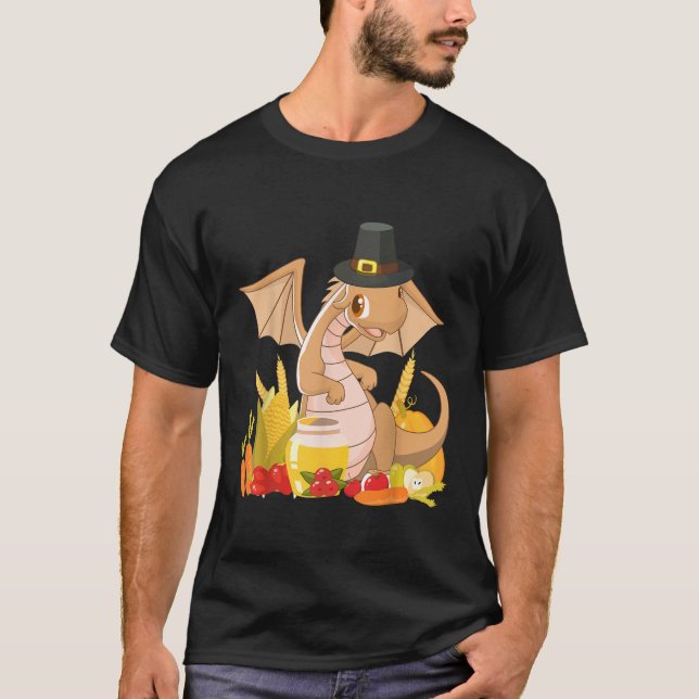 Cute Dragon Pilgrim Happy Thanksgiving Holiday Aut T-Shirt (Front)