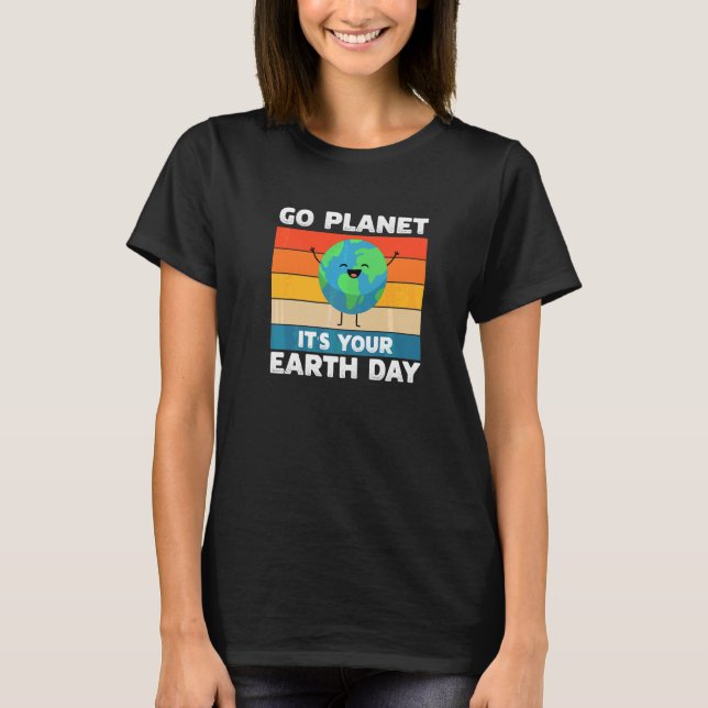 Cute Earth Day Nature Planet 2022  2 T-Shirt (Front)