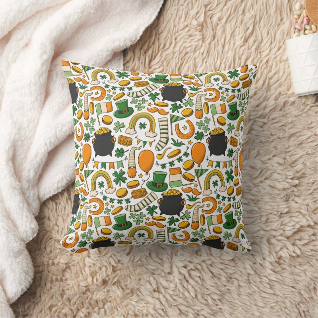 Cute Elegant St Patricks Day Seamless Pattern  Throw Pillow (Blanket)