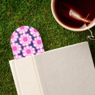 Cute floral pattern background bookmarks