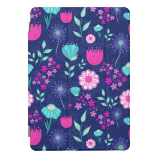 Cute floral pattern background iPad pro cover