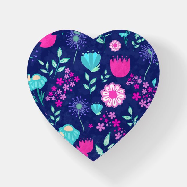Cute floral pattern background paperweight (Front)