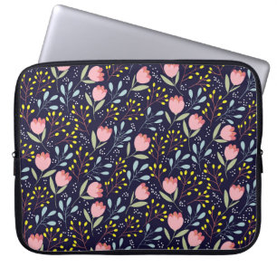Cute flowers seamless pattern laptop sleeve