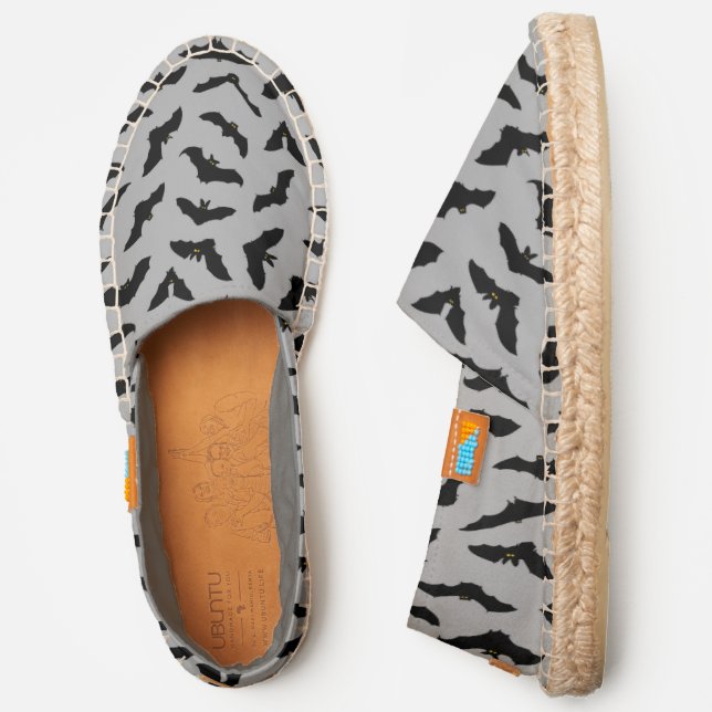 Cute Flying Bats Gray Halloween Pattern Espadrilles (Side)