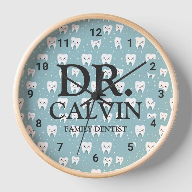 Cute Fun Green Tooth Dentist Pattern Clock (Front)