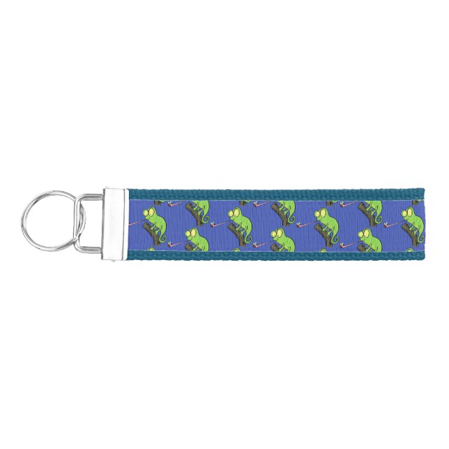Cute funny green happy chameleon lizard cartoon wrist keychain (Keys on Left)