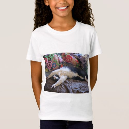 Cute Funny Tuxedo Cat cats Sleeping Girls T Shirt