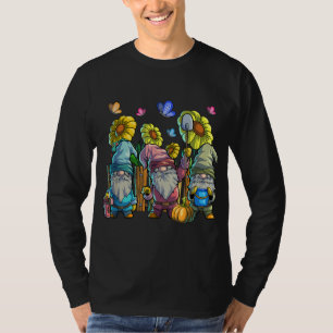 Cute Garden Gnomes with Butterfly Sunflowers Garde T-Shirt