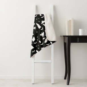Cute Ghost, Bats & Spiders Halloween Pattern Sherpa Blanket
