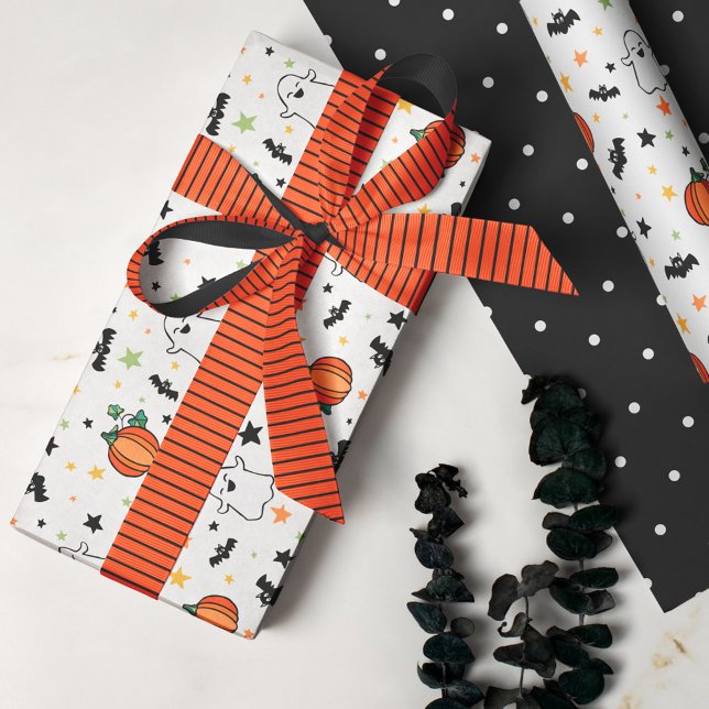 Cute Ghosts Bats Pumpkins Halloween Pattern Wrapping Paper (Creator Uploaded)