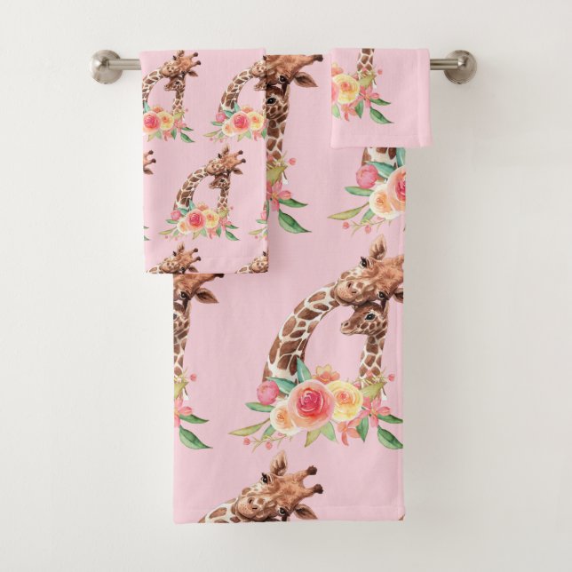 Cute Giraffe Watercolor Mom & Baby Pattern Bath Towel Set (Insitu)