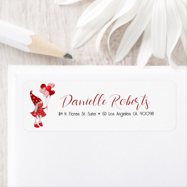 Cute girl gnome holding heart balloons label (Insitu)