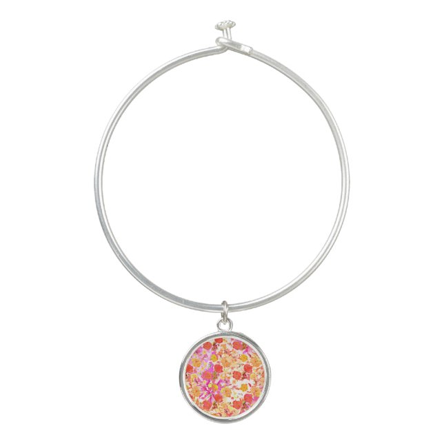 Cute girly flowers pattern bangle bracelet (Front)