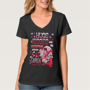 Cute Gnome CNA Life Nurse Hugs Kisses Valentines D T-Shirt