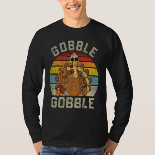 Cute Gobble Gobble Turkey Pilgrim Thanksgiving Ret T_Shirt