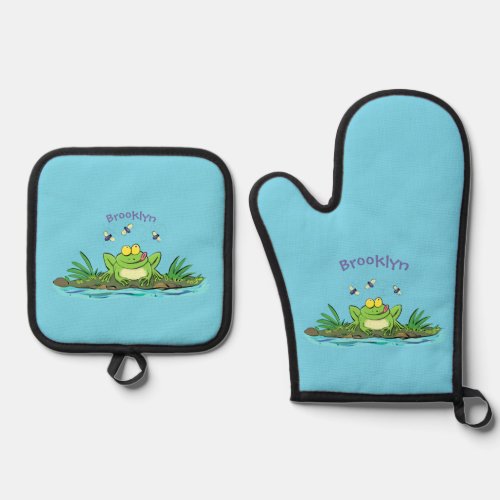 Cute green hungry frog cartoon illustration oven mitt  pot holder set