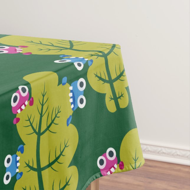 Cute Green Leaves Pattern Tablecloth (In Situ)