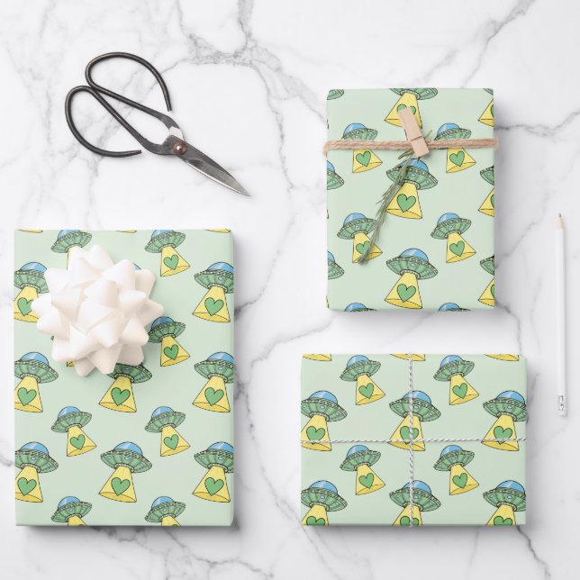 Cute Green UFO Pattern Wrapping Paper Sheets (Front)
