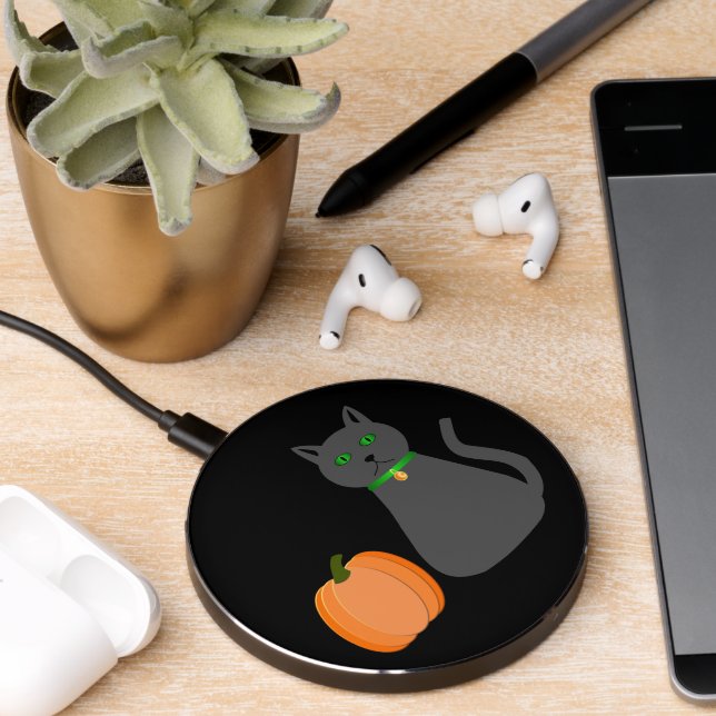 Cute Halloween Cat and Pumpkin Wireless Charger (Desk 2)
