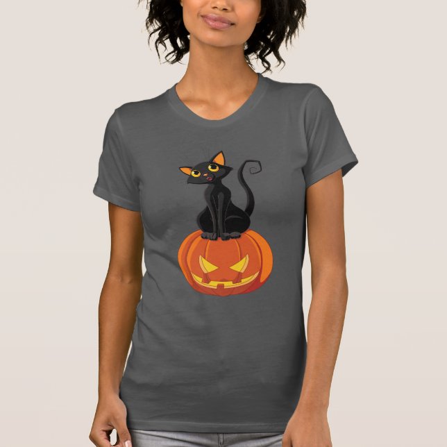 Cute Halloween cat t-shirt with cat and pumpkin (Front)
