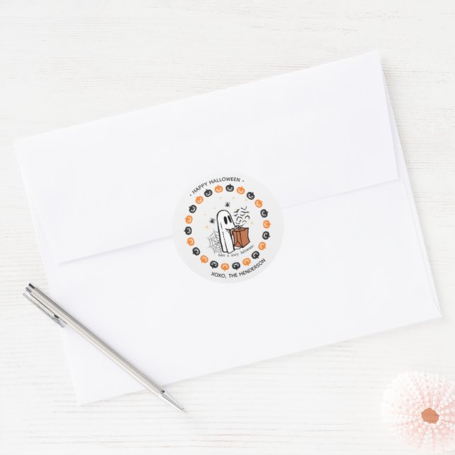 Cute Halloween Ghost Round Sticker – Trick or Trea (Envelope)