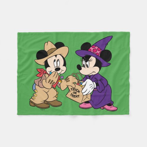 Cute Halloween Mickey and Minnie Fleece Blanket