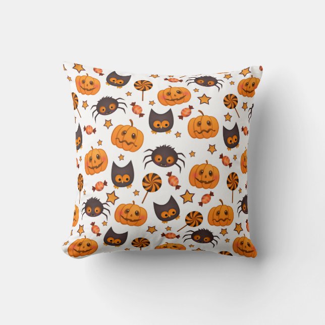 Cute Halloween Pattern Illustration Throw Pillow (Front)