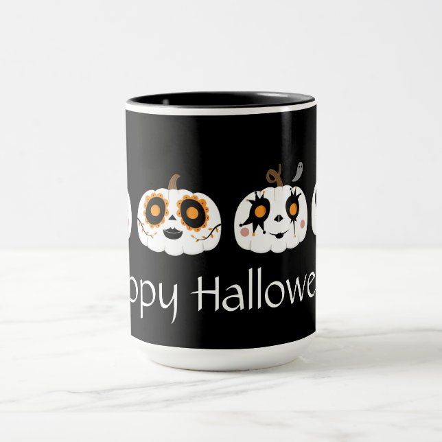 Cute Halloween Pumpkins Mug (Center)