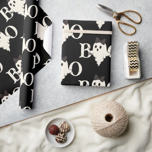 Cute Halloween Wrapping Paper – "Boo" Ghost (Crafts)