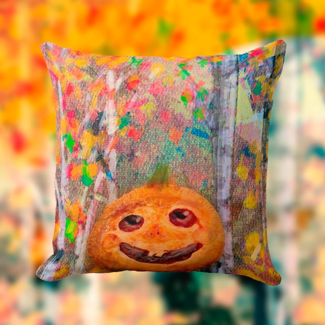 Cute Happy Halloween Pumpkin Face Throw Pillow (Creator Uploaded)