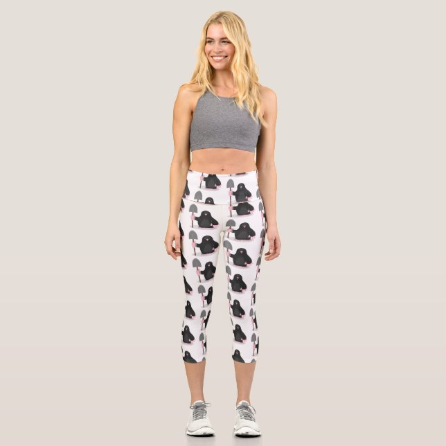 Cute happy mole cartoon illustration capri leggings (Front)