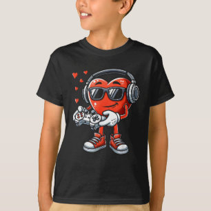 Cute Heart Gamer Valentines Day Video Game Gaming T-Shirt