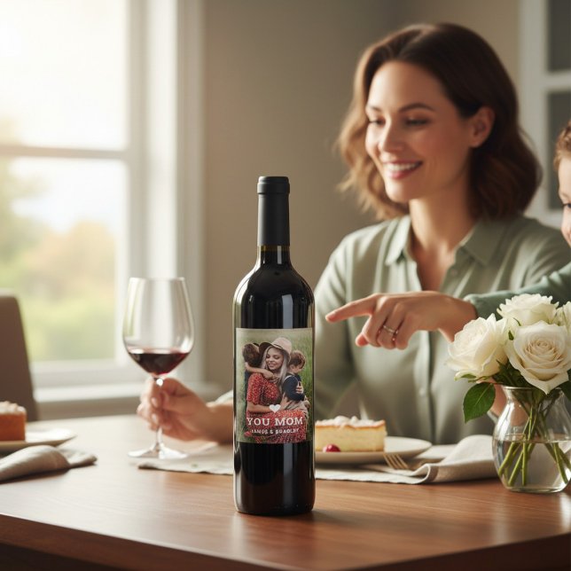 Cute Heart Love You Mom Mother's Day Photo Wine Label (Creator Uploaded)
