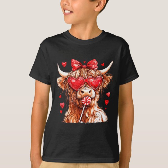 Cute Highland Cow Candy Cane Heart Valentines Day  T-Shirt (Front)